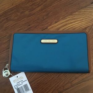 Turquoise Michael Kors Zip Wallet